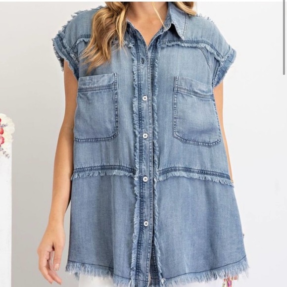 NWT Easel Dark Denim Wash Sleeveless Button Down Shirt -Sunny Days Frayed-small - Picture 6 of 7